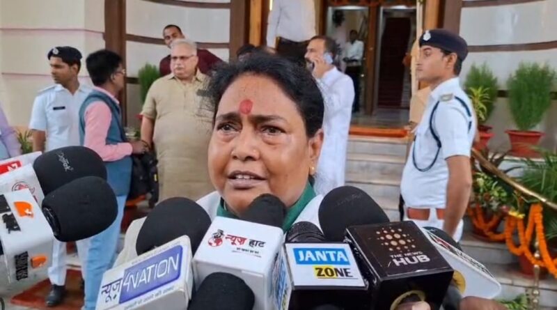 बिहार सरकार सरस्वती विद्या निकेतन को मॉडल स्कूल बताकर, जनता के आँखों में धूल झोक रही है : डॉ. उर्मिला ठाकुर 1