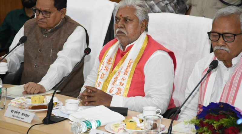 अदम्य साहस व वीरता के प्रतीक आत्म बलिदानी महान क्रांतिकारी चंद्रशेखर आजाद की जयंती।। 2.पत्रकार और राष्ट्रवादी आंदोलन के नेता लोकमान्य बाल गंगाधर तिलक की जयंती।।3.रेडियो डिजिटल युग में भी प्रासंगिक है और इसका प्रसारण न केवल समाचार और मनोरंजन का स्रोत।। 4.अष्टादश बिहार विधान सभा के तृतीय सत्र के दौरान  सदस्य ककुमार सर्वजीत की ध्यानाकर्षण सूचना पर