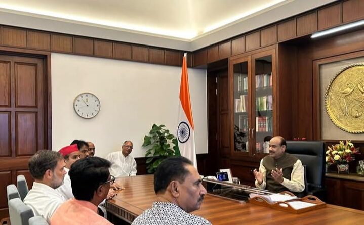 छात्रों के मुद्दे पर राहुल गांधी ने लोकसभा स्पीकर से की मुलाकात