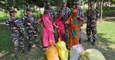 SSB ने 91.2 लीटर नेपाली शराब के साथ तीन महिला तस्करों  गिरफ्तार