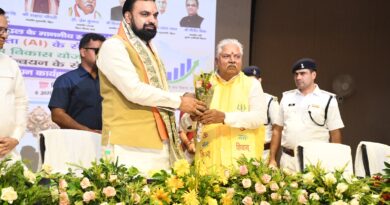 नशा-मुक्त युवा से ही संभव है विकसित भारत का निर्माण ।।  2.तकनीक से सशक्त होगी जनप्रतिनिधियों की भूमिका : मुख्यमंत्री