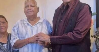 शत्रुघ्न सिन्हा पहुंचे लालू आवास बंद कमरे में हुई लंबी चर्चा