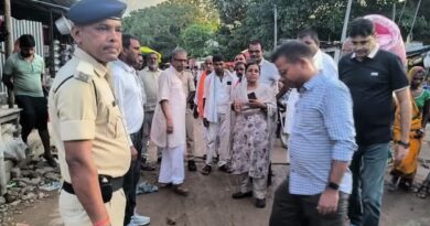 बाबूबरही विधायक मीणा कामत ने लदनियां से नेपाल सीमा तक बन रही सड़क का किया निरीक्षण