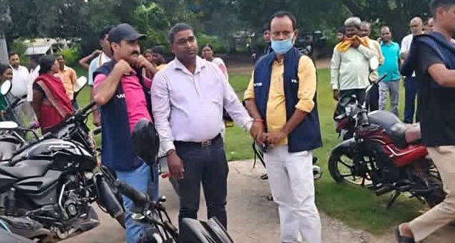 बिहार में 10 हजार रुपये रिश्वत लेते प्रखंड आपूर्ति पदाधिकारी रंगे हाथ गिरफ्तार