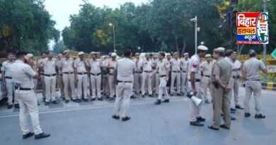जंतर-मंतर बना छावनी मीडिया को भी रोका CP से संसद मार्ग तक पूरी तरह सील आउटर सर्कल में बच्चों को भी डिटेन किया