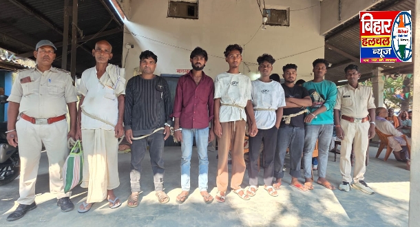 लदनियां पुलिस का धमाका 135 लीटर शराब 2.15 लाख कैश के साथ 7 तस्कर धराए, 8 गाड़ियां जब्त नेपाल बॉर्डर से हो रही थी तस्करी 1